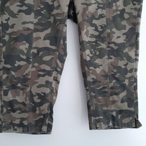 FRANKIE & STELLA Camo Capri Crop Casual Pants Green Sz 18 - Picture 3 of 10